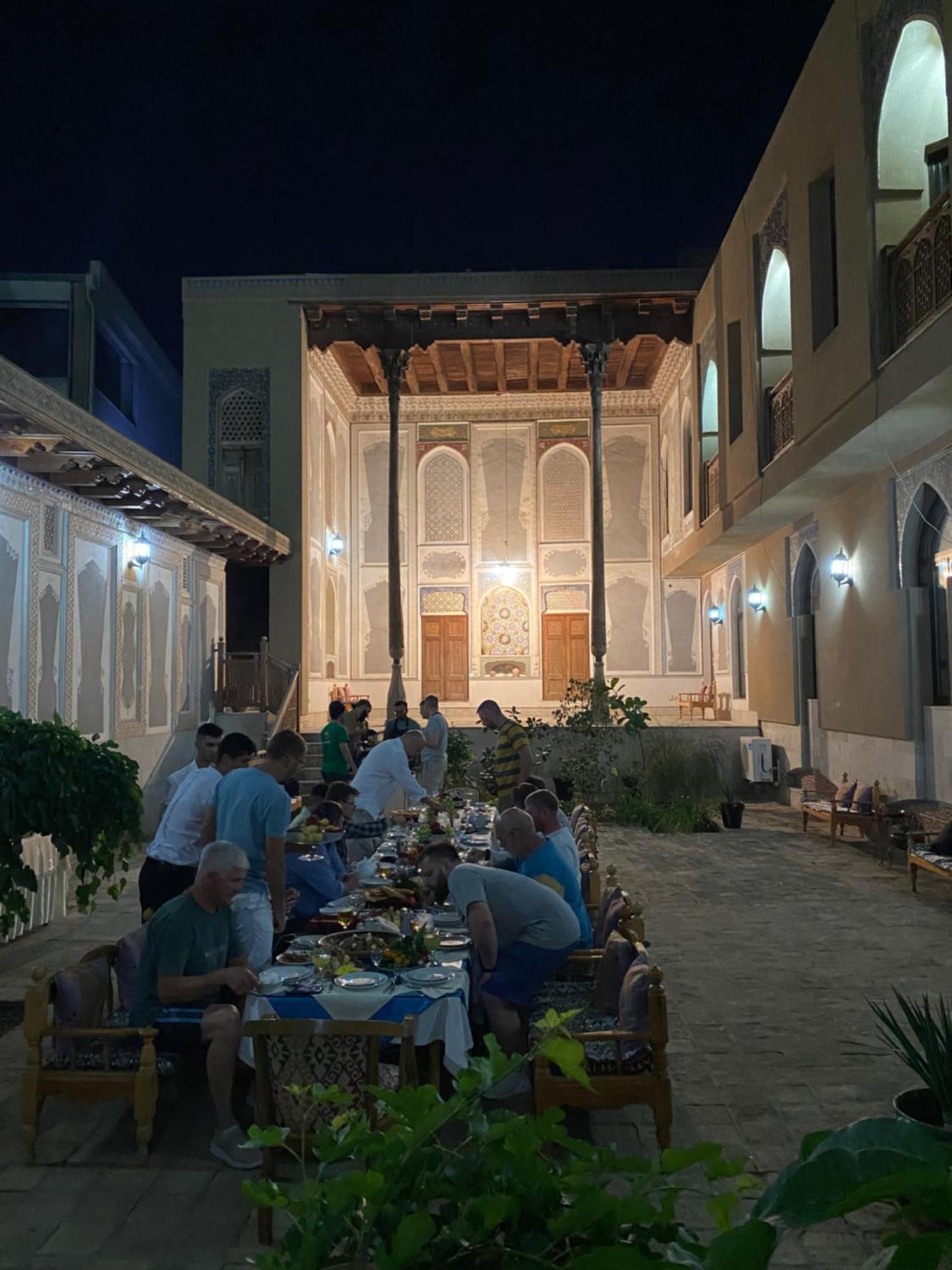 Sultan Hotel Bukhara Exterior foto